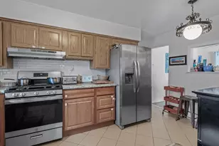 243-17 72nd Ave, Douglaston, NY 11362 - Photo 7