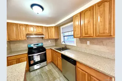 23 Independence Avenue, Middletown, NY 10940 - Photo 7