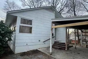 5 Birch Ct, Riverhead, NY 11901 - Photo 5