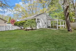 5 Birch Ct, Riverhead, NY 11901 - Photo 15