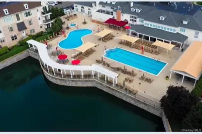 420 Pacing Way, Westbury, NY 11590 - Photo 29