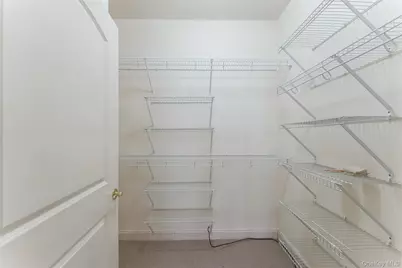 420 Pacing Way, Westbury, NY 11590 - Photo 15