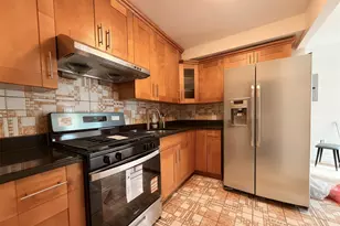 85-10 Elmhurst Ave, Elmhurst, NY 11373 - Photo 11