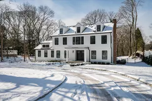 20 Fox Hunt Ln, Cold Spring Harbor, NY 11724 - Photo 3