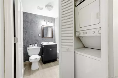 141-16 84th Drive #5A, Briarwood, NY 11435 - Photo 5