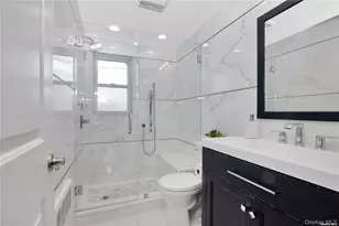 81 Barnes St, Long Beach, NY 11561 - Photo 21