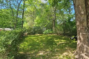 176 Maple Ave, Flanders, NY 11901 - Photo 35