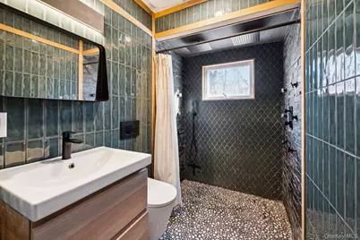 176 Maple Avenue, Flanders, NY 11901 - Photo 19