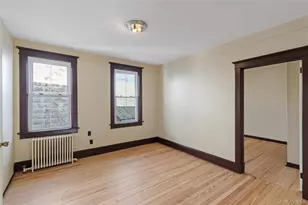 226 Glen Cove Ave, Glen Cove, NY 11542 - Photo 11