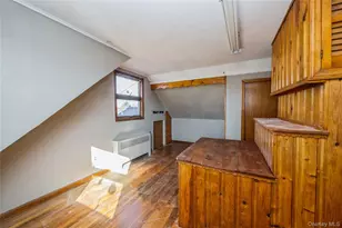 54 31st St, Copiague, NY 11726 - Photo 25