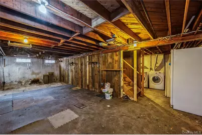 54 31st Street, Copiague, NY 11726 - Photo 29