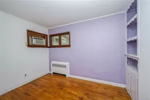 54 31st St, Copiague, NY 11726 - Photo 19