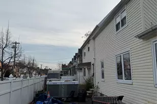 140-18 Foch Blvd, Jamaica, NY 11436 - Photo 5