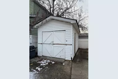 14018 Foch Boulevard, Jamaica, NY 11436 - Photo 7