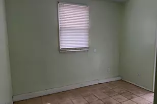 140-18 Foch Blvd, Jamaica, NY 11436 - Photo 11