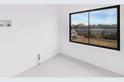 24 Midway Street, Babylon, NY 11702 - Photo 17