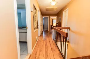 14 Hills Park Ln, Smithtown, NY 11787 - Photo 31