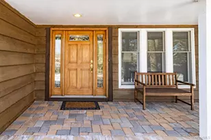 14 Hills Park Ln, Smithtown, NY 11787 - Photo 9