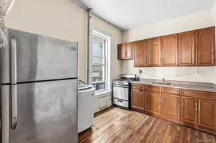 202 W 118th St, New York, NY 10026 - Photo 7