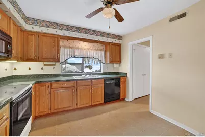 339 Heritage Hills #A, Somers, NY 10589 - Photo 7