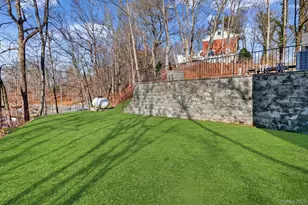 200 S Bedford Rd, Chappaqua, NY 10514 - Photo 35