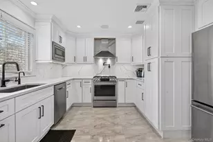 200 S Bedford Rd, Chappaqua, NY 10514 - Photo 5