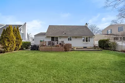 220 Belvedere Drive, Massapequa Park, NY 11762 - Photo 31