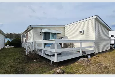54 Dogwood Lane, Manorville, NY 11949 - Photo 13