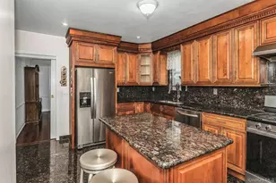 148-28 87th Ave, Briarwood, NY 11435 - Photo 9