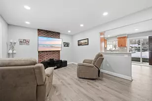 4 Cottage Ct, Middle Island, NY 11953 - Photo 3