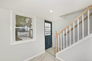 45 Crown Ave, Huntington, NY 11743 - Photo 5