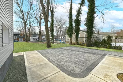 45 Crown Avenue, Huntington, NY 11743 - Photo 27