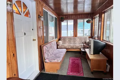 13 Herlings Road, Wurtsboro, NY 12790 - Photo 3