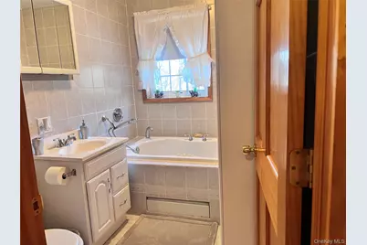 13 Herlings Road, Wurtsboro, NY 12790 - Photo 7