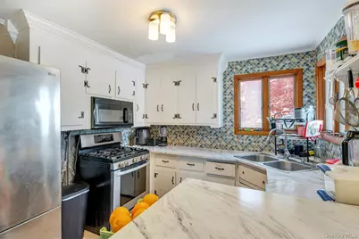 32 Stackyard Drive, Mastic Beach, NY 11951 - Photo 9