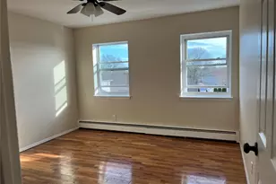 410 Jericho Tpke, New Hyde Park, NY 11040 - Photo 3