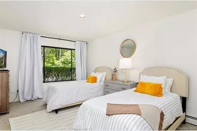 24 N Quarter Road, Westhampton, NY 11977 - Photo 17