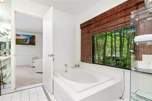 24 N Quarter Rd, Westhampton, NY 11977 - Photo 11