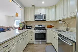 3 Church Ln, Valley Cottage, NY 10989 - Photo 9