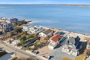 626 Dune Rd, Westhampton, NY 11978 - Photo 5