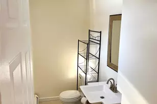 2401 Cherry Hill Dr, Poughkeepsie, NY 12603 - Photo 7