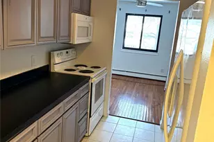 2401 Cherry Hill Dr, Poughkeepsie, NY 12603 - Photo 3