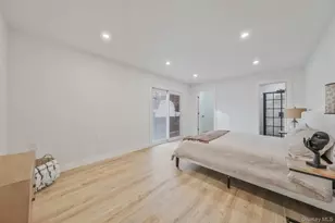 73 Midwood Ave, Farmingdale, NY 11735 - Photo 15