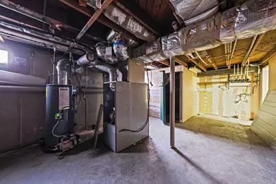 73 Midwood Avenue, Farmingdale, NY 11735 - Photo 23