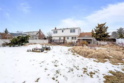 2298 Cleveland Street, North Bellmore, NY 11710 - Photo 21