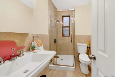 2925 Matthews Avenue #5H, Bronx, NY 10467 - Photo 5