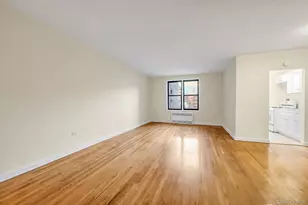 71-11 Yellowstone Blvd, Forest Hills, NY 11375 - Photo 3