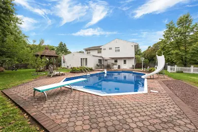 5 Mary Lu Drive, Holtsville, NY 11742 - Photo 27