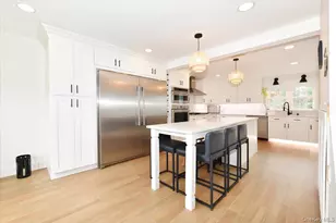 5 Mary Lu Dr, Holtsville, NY 11742 - Photo 11