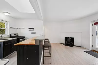 4 Fairview Drive, Tomkins Cove, NY 10986 - Photo 9